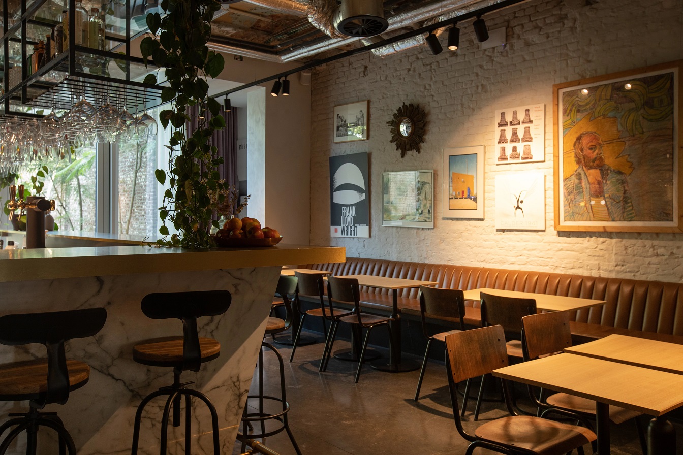 RegusCoupureRechts88